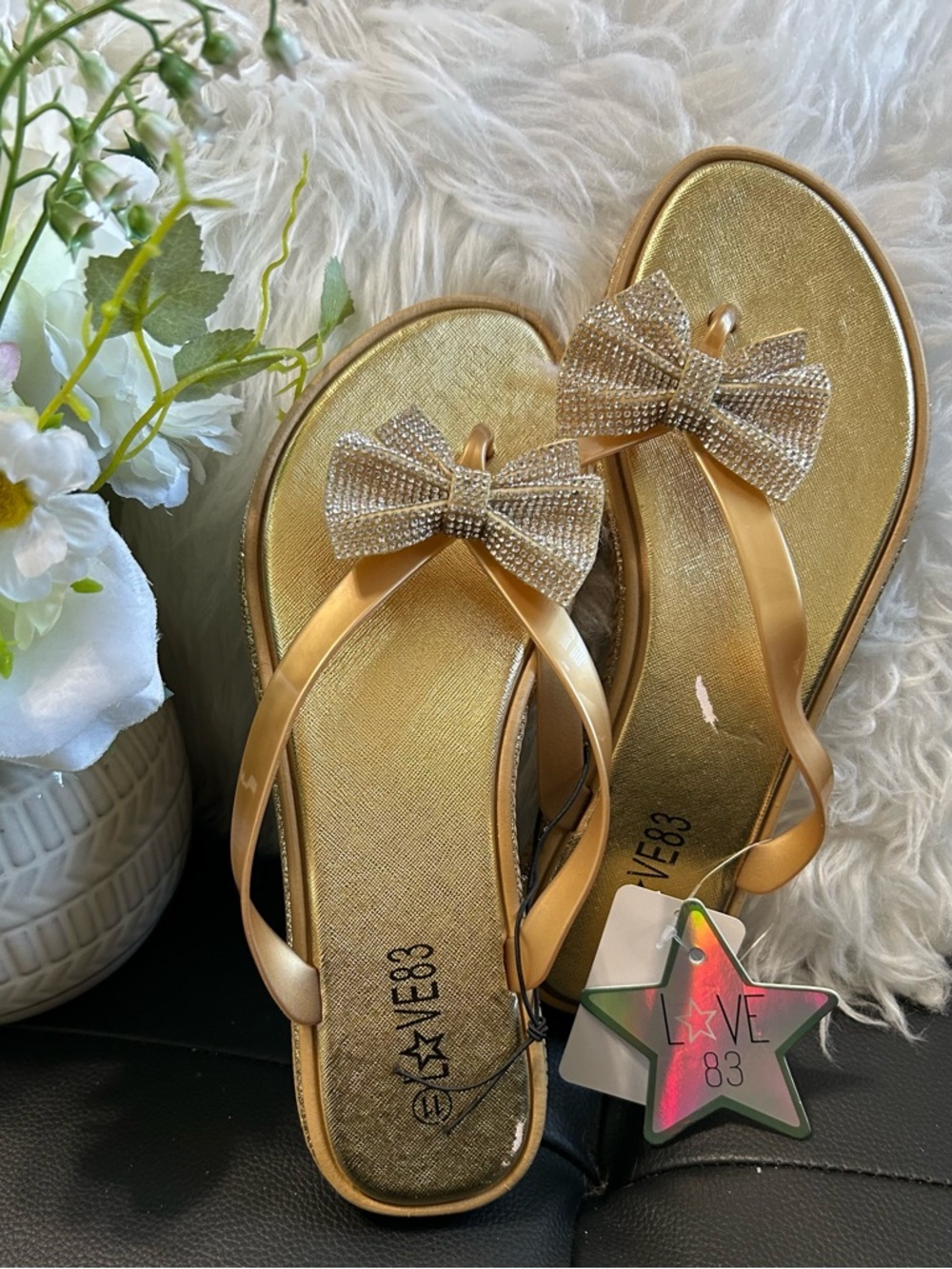 NWT Love83 Gold Crystal Embellished Bow Thong Sandals for Women Size 11